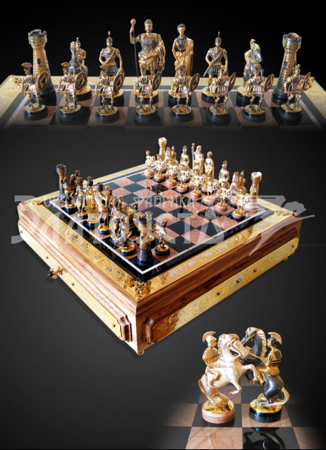 Серебряные шахматы «Римляне»